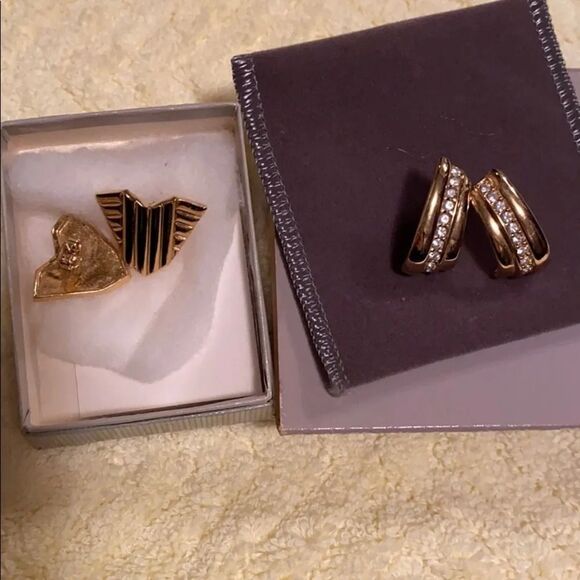 Avon‎ gold earrings - Picture 1 of 4